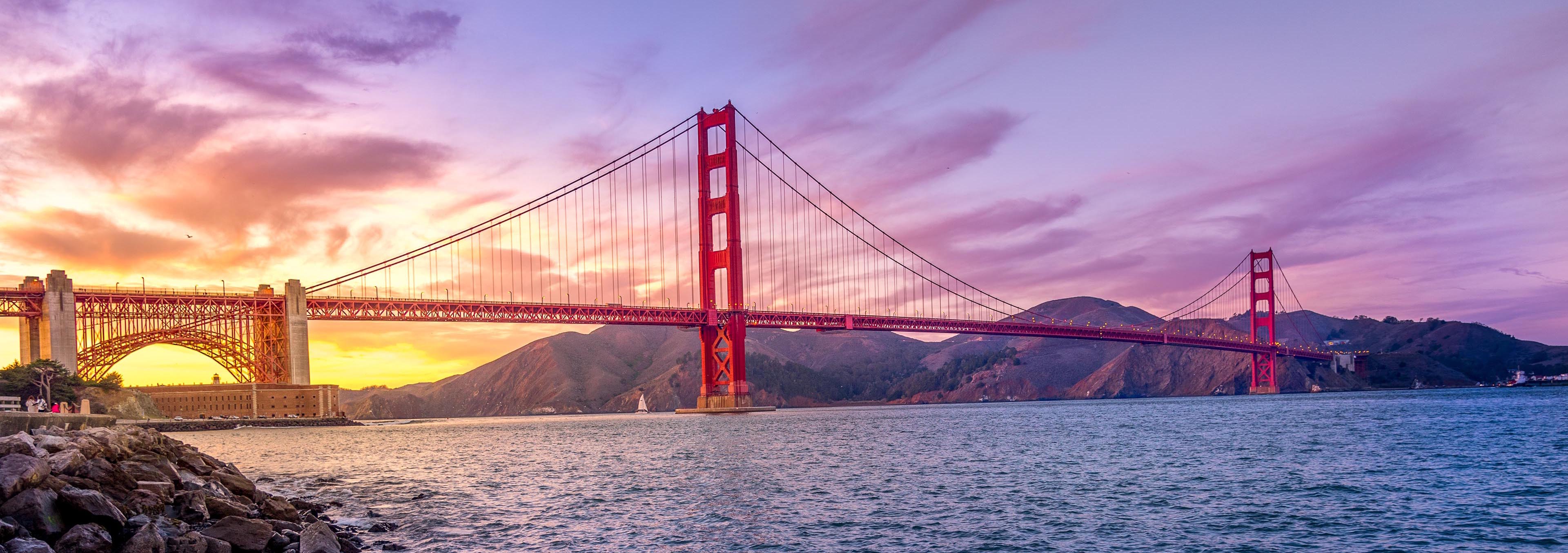 Golden Gate Bridge at sunset